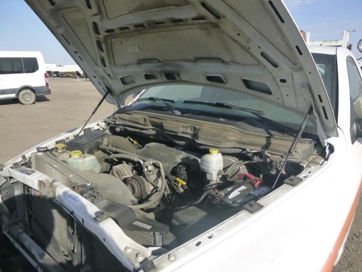 2005-dodge-ram-2500-image-23