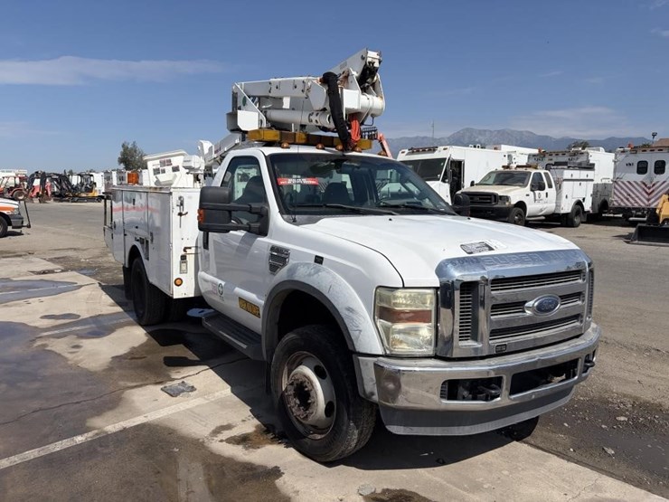 2008-ford-f550-image-3