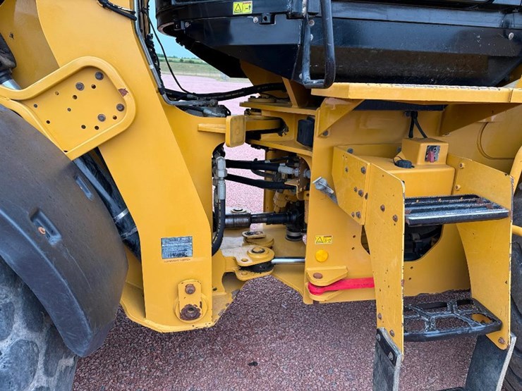 caterpillar-926m-image-29