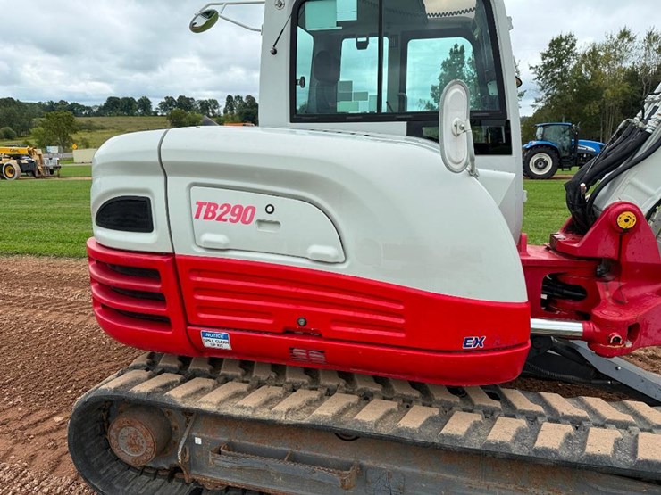 takeuchi-tb290-image-18