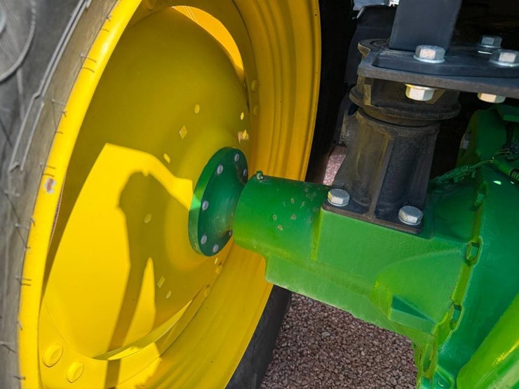 john-deere-6110m-image-42