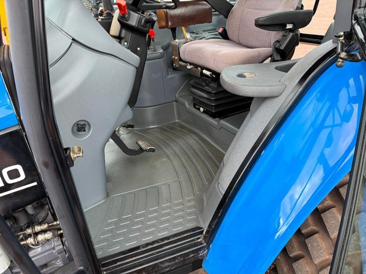 new-holland-ts110-image-47