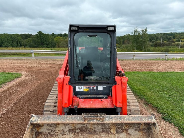 kubota-svl97-2-image-16