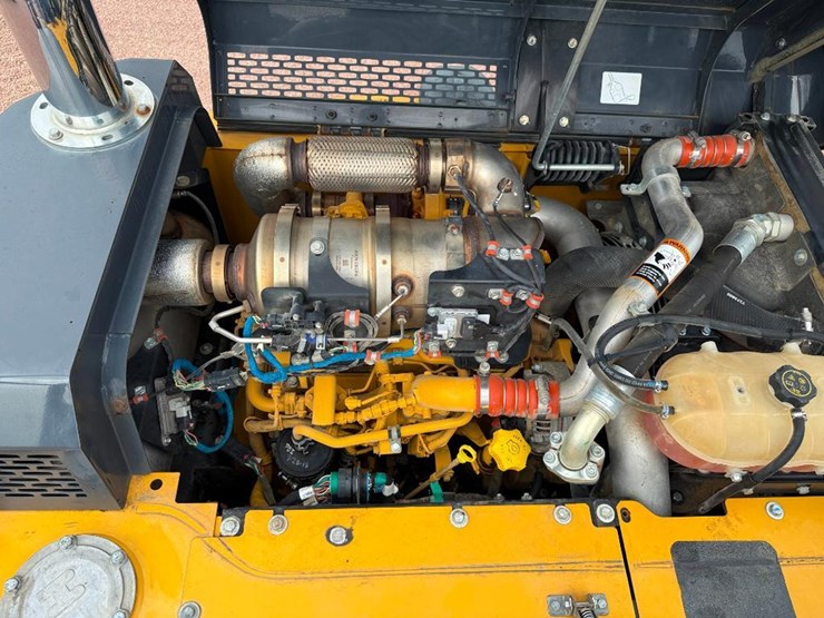 deere-130g-image-42
