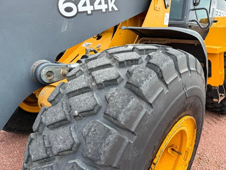 deere-644k-image-8