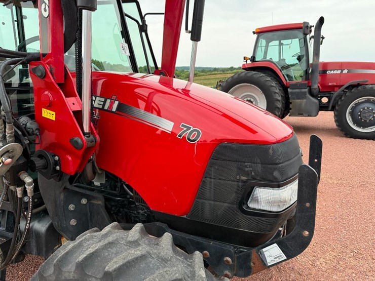 case-ih-farmall-70-image-55