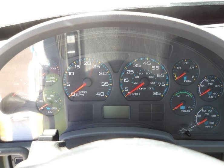 2004-international-durastar-4300-image-23