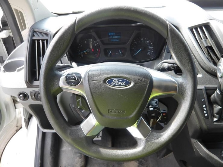 2017-ford-transit-image-18