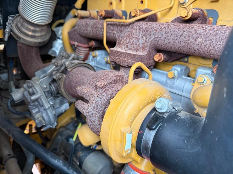 caterpillar-926m-image-28