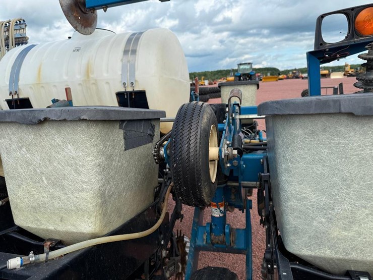 1999-kinze-2000-image-30