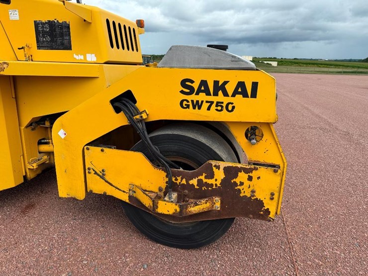 sakai-gw750-image-16