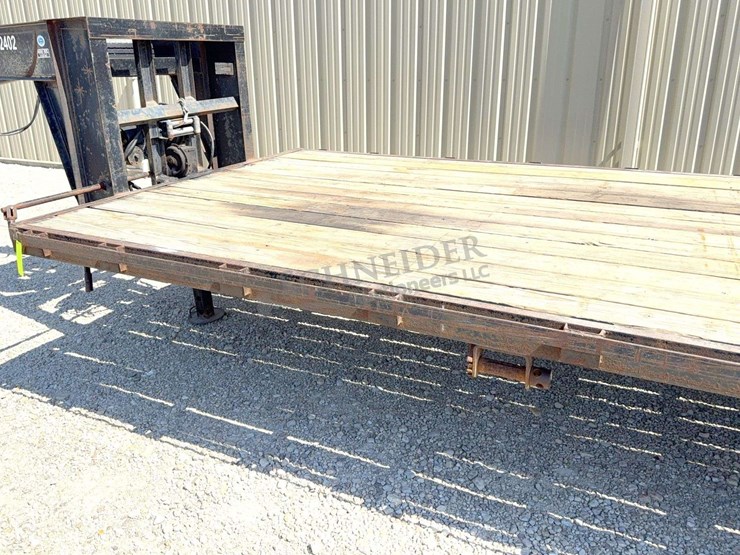 1995-starlite-24'-flatbed-gooseneck-trailer-image-38