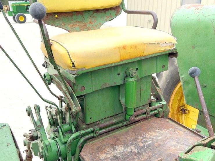 john-deere-630-image-24
