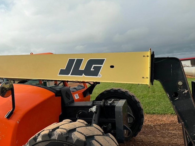 2014-jlg-g6-42a-image-27
