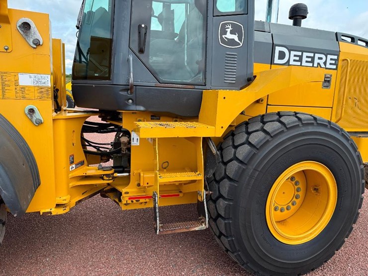 deere-524k-image-16