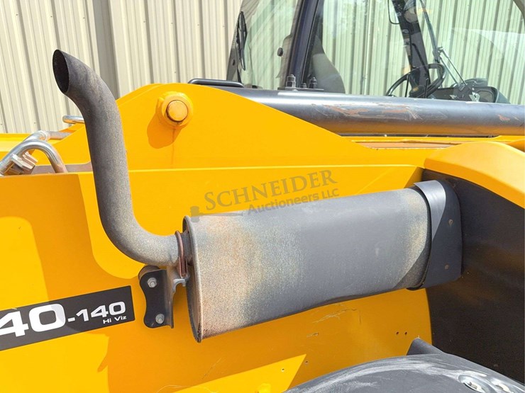2019-jcb-540-140-image-34