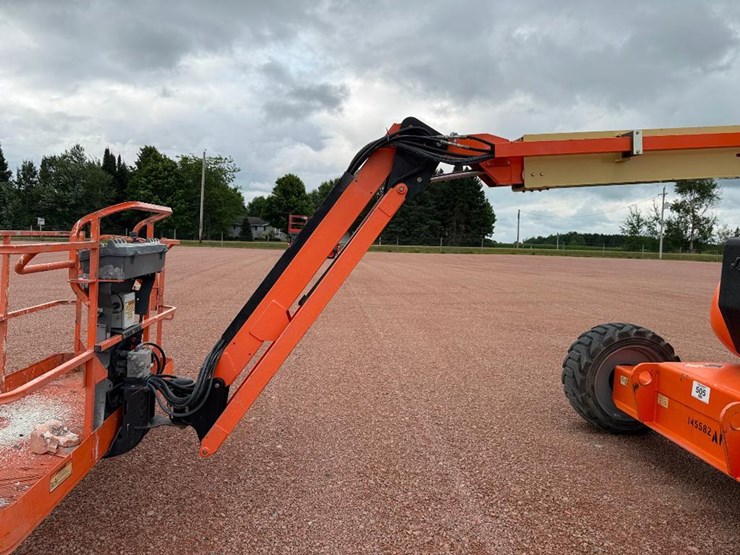 jlg-600aj-image-36