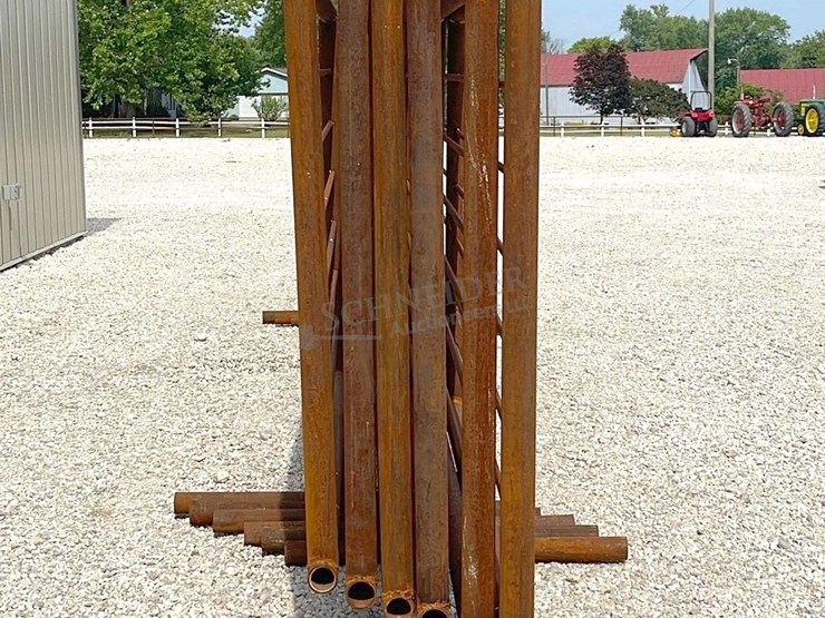 6--unused-24'-freestanding-corral-panels-image-4