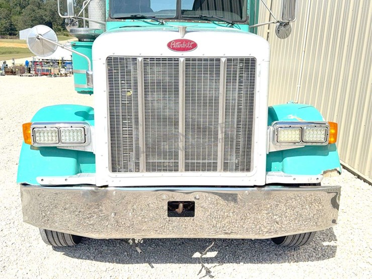 2003-peterbilt-378-image-9