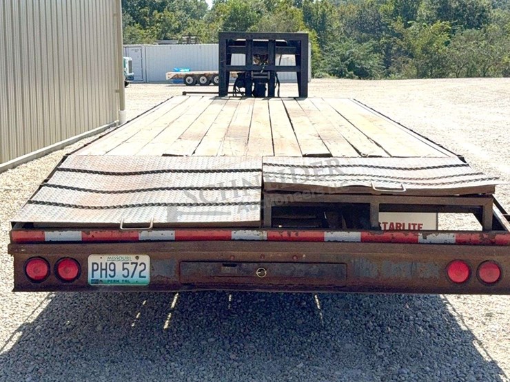 1995-starlite-24'-flatbed-gooseneck-trailer-image-7