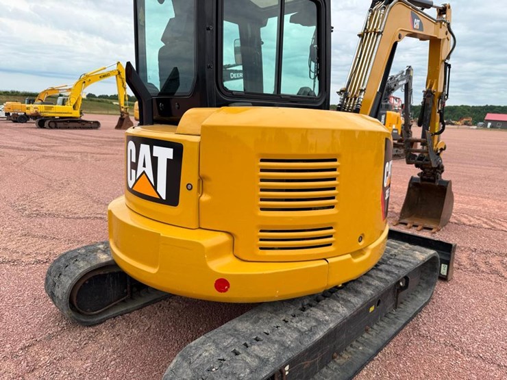 caterpillar-305e2-cr-image-16