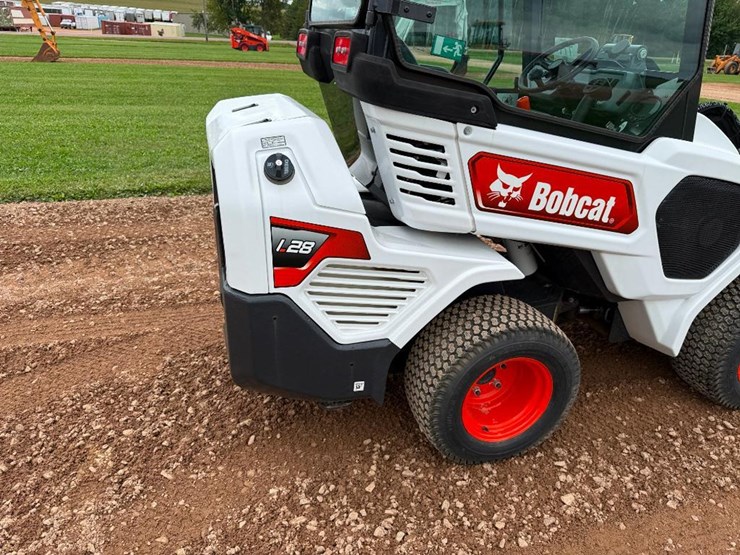 2024-bobcat-l28-image-12