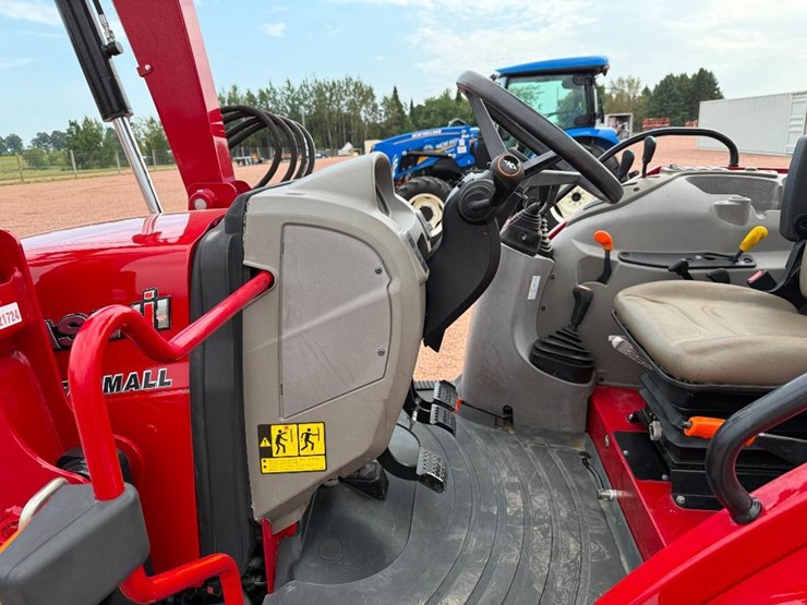 case-ih-farmall-75c-image-36