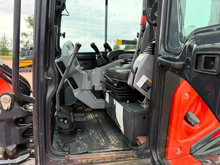 kubota-u55-4-image-46