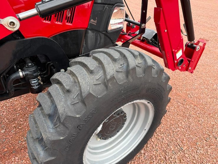 case-ih-farmall-50a-image-11