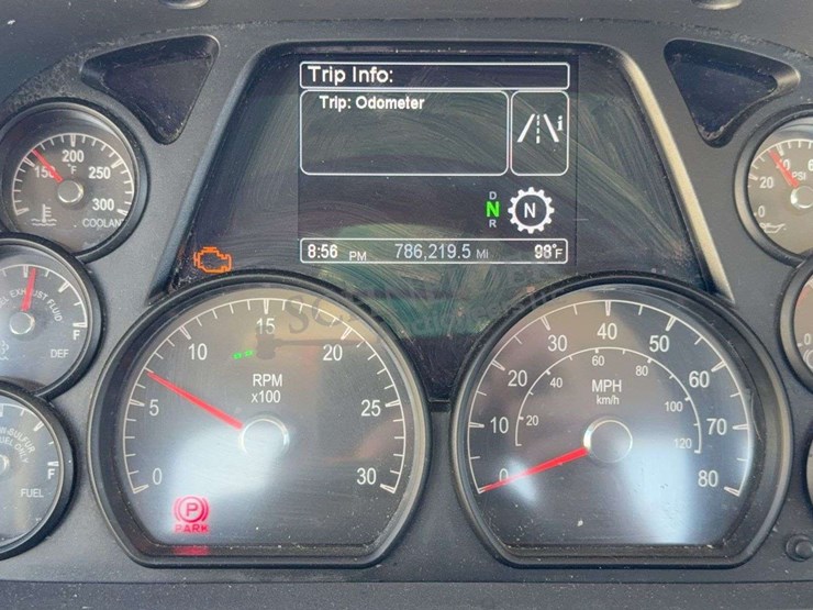 2020-peterbilt-579-image-80