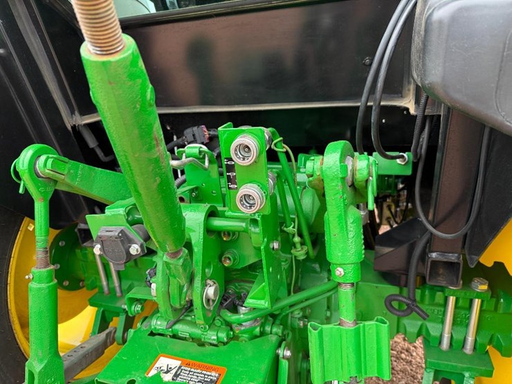 john-deere-5075e-image-32