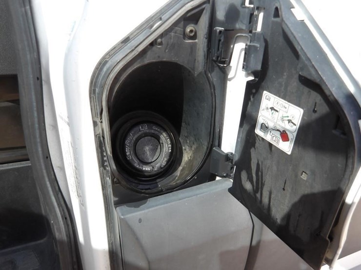 2017-ford-transit-image-6