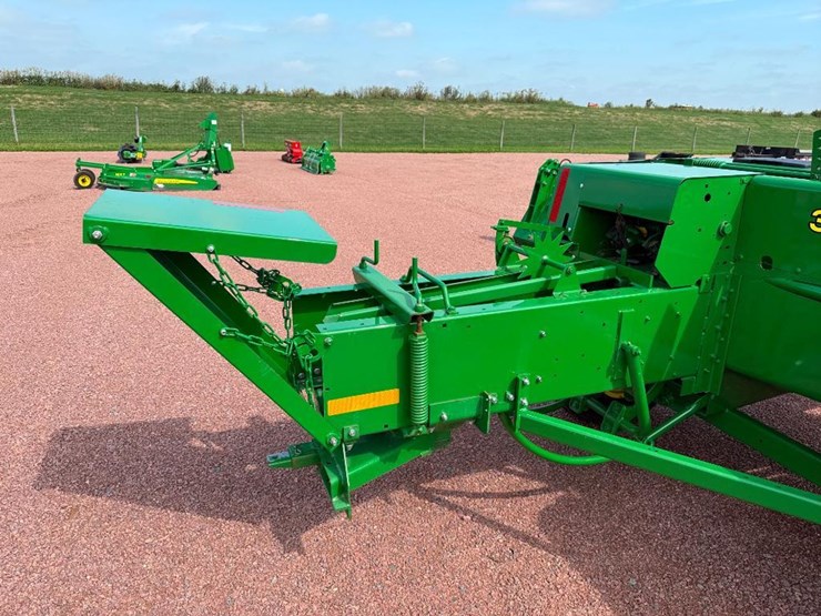 2022-john-deere-328-image-18