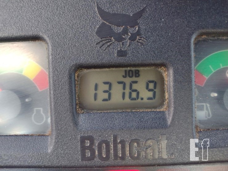 2006-bobcat-toolcat-5600-image-6