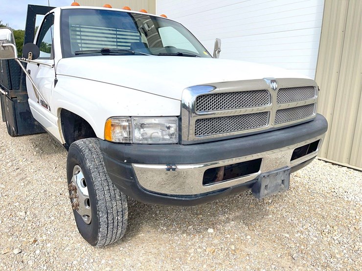 2000-dodge-ram-3500-image-9