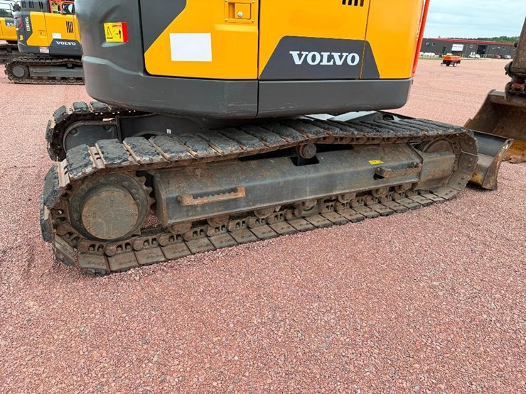 volvo-ecr145el-image-12
