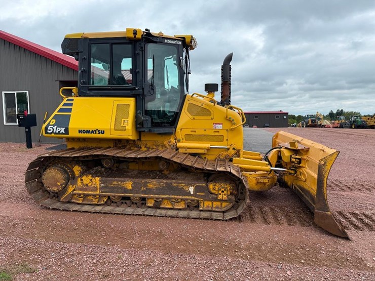 komatsu-d51px-24-image-3