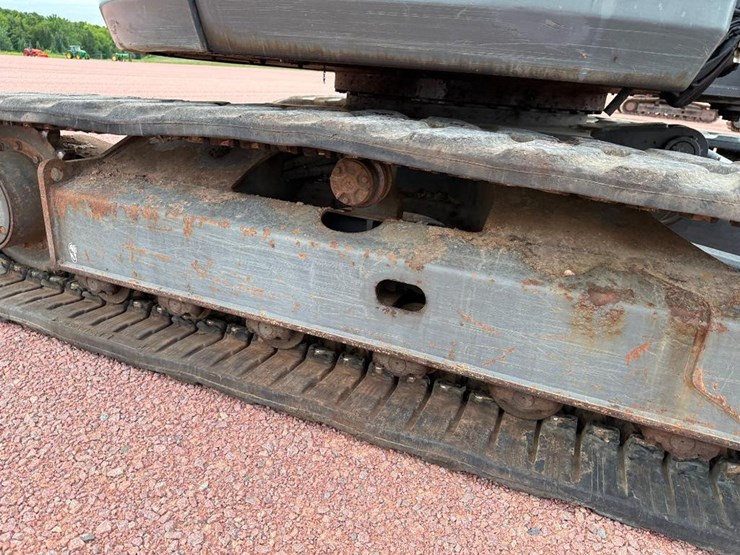volvo-ecr88-image-16