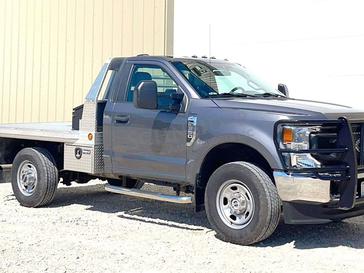 2021-ford-f350-image-1