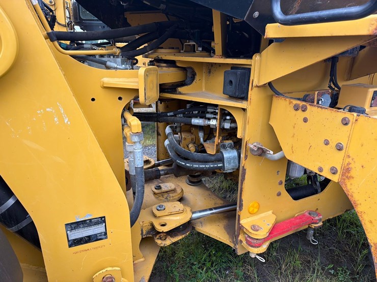 2019-caterpillar-926m-image-18