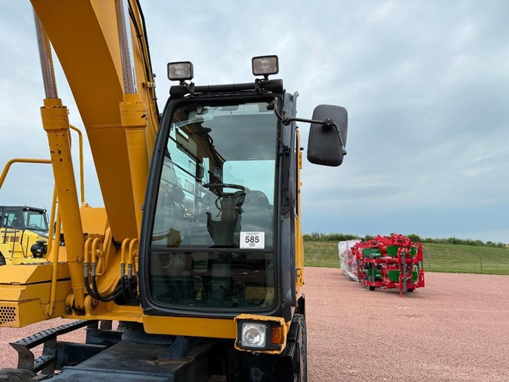 deere-210c-w-image-16