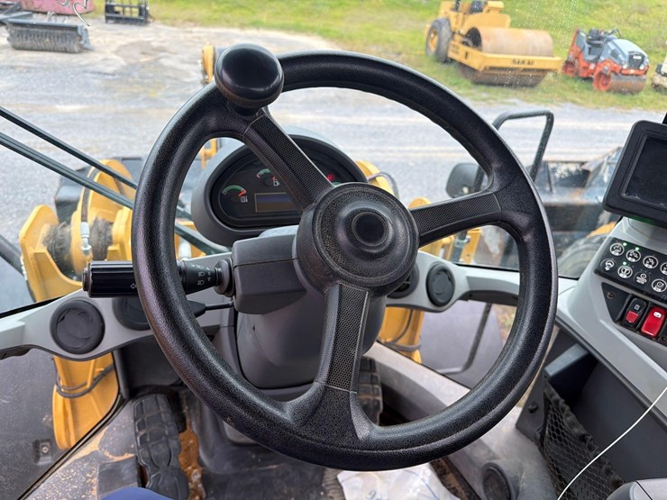 2019-caterpillar-926m-image-24