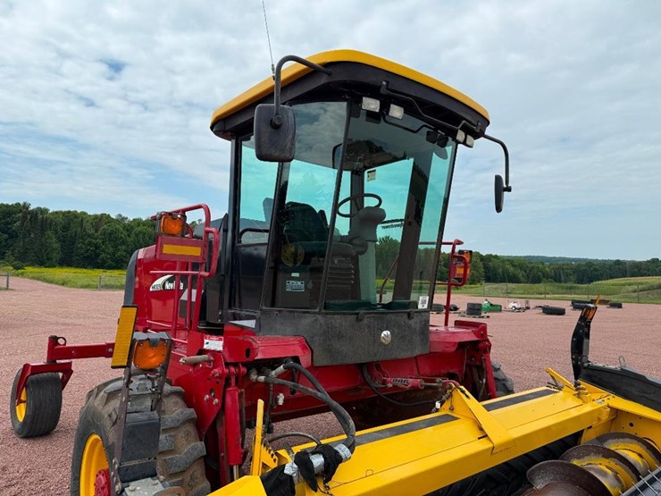 new-holland-hw305-image-26