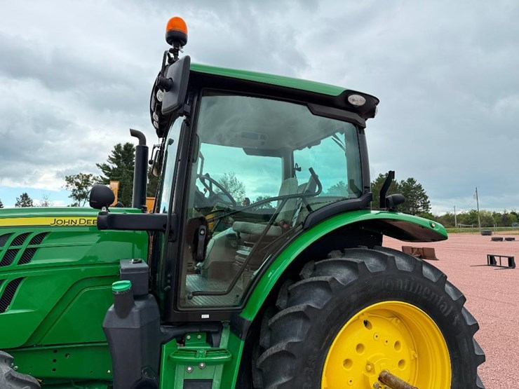 john-deere-6120r-image-15