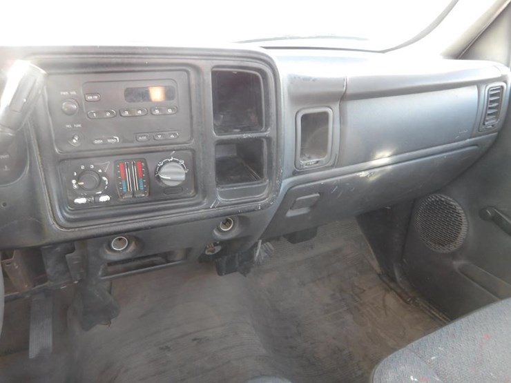2007-chevrolet-silverado-1500-image-18
