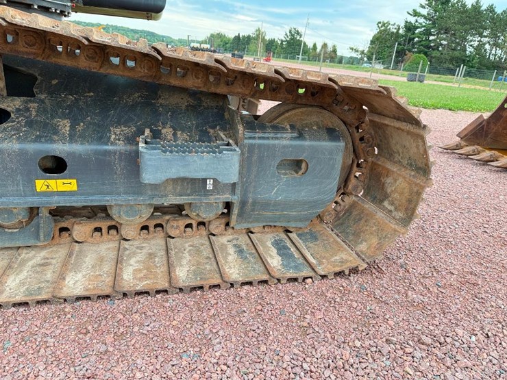 2016-doosan-dx225-lc-5-image-17