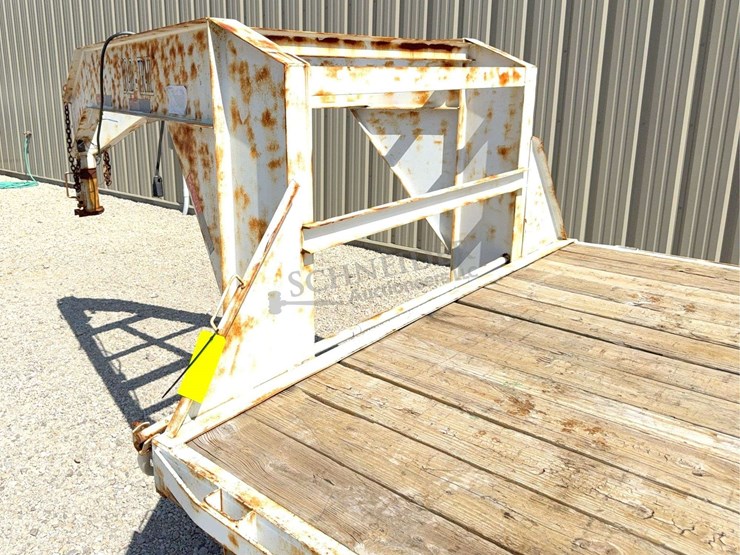 2003-load-trail-20'-gooseneck-flatbed-trailer-image-46