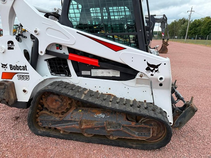 bobcat-t595-image-24