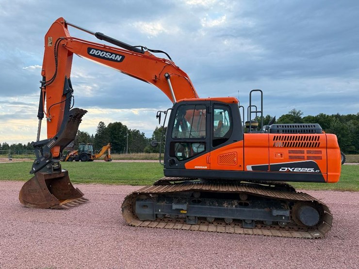 2016-doosan-dx225-lc-5-image-5