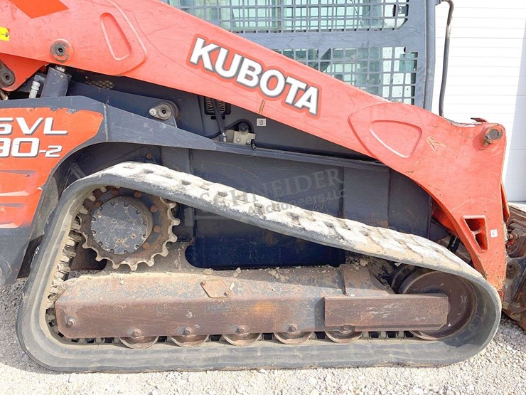 2015-kubota-svl90-image-15